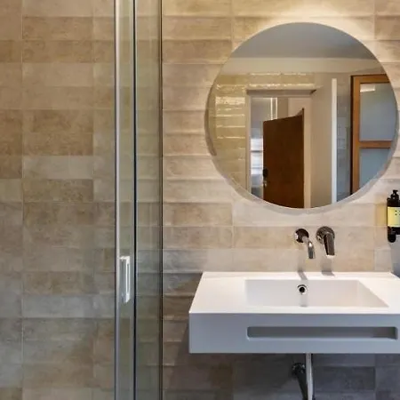 Daire Hanza Tower 2bdr & Sauna & Pool & Jacuzzi *
