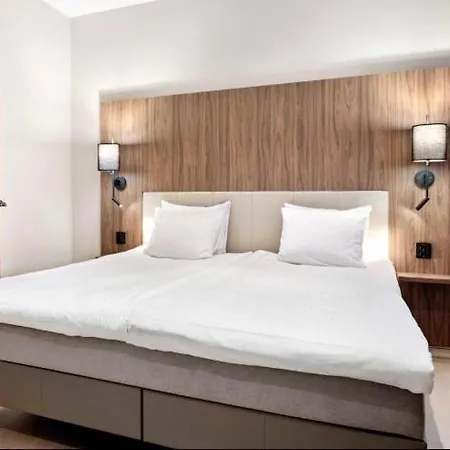 Daire Hanza Tower 2bdr & Sauna & Pool & Jacuzzi Szczecin